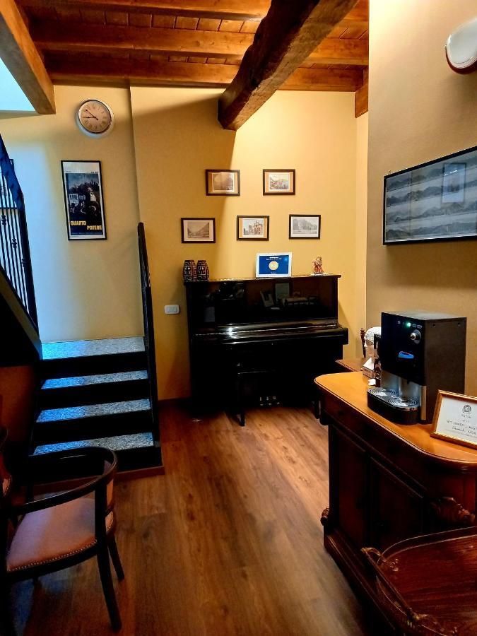 Carlito'S Trattoria Con Alloggio Vertemate Extérieur photo